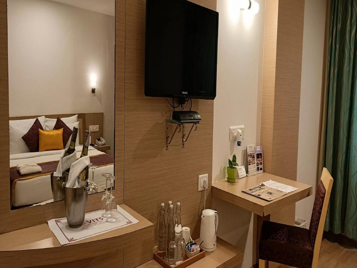 Ira By Orchid Bhubaneswar Hotel Buitenkant foto