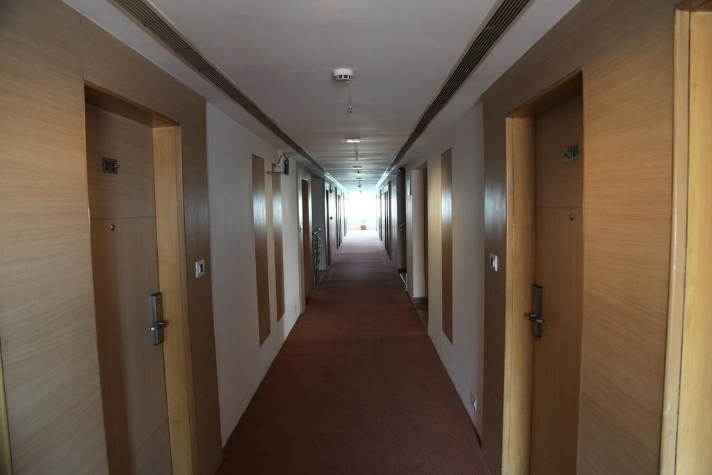 Ira By Orchid Bhubaneswar Hotel Buitenkant foto
